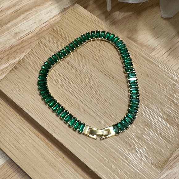 GRANTDENE STATEMENT BRACELET - Picture 3 of 12